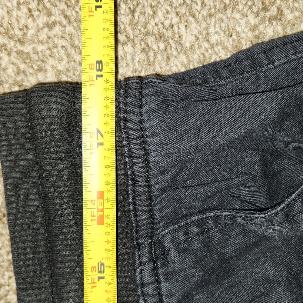 Cargo shorts - Picture 8 of 9